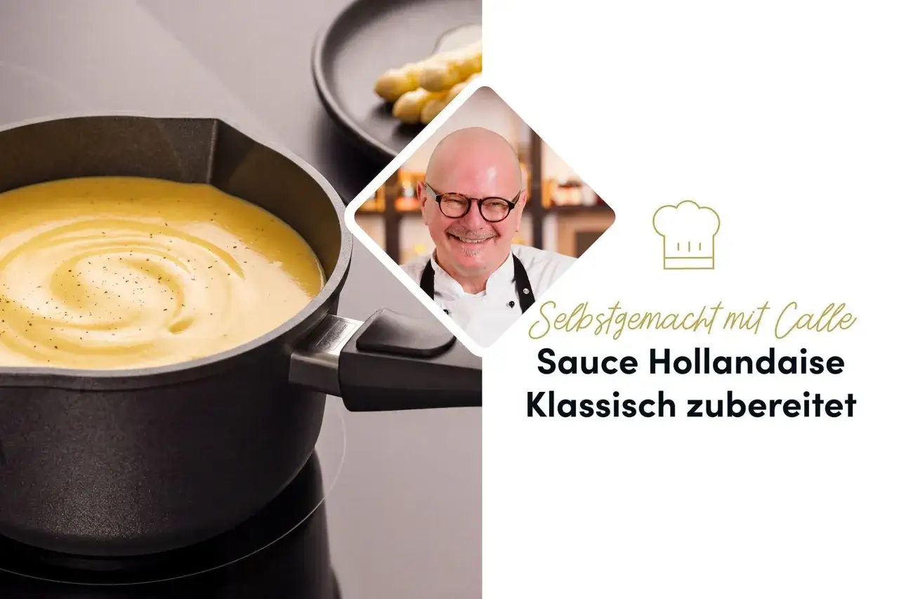 Ein Koch zeigt, wie man Sauce Hollandaise selbst macht. Die cremige Sauce wird in einem Topf pr&auml;sentiert.